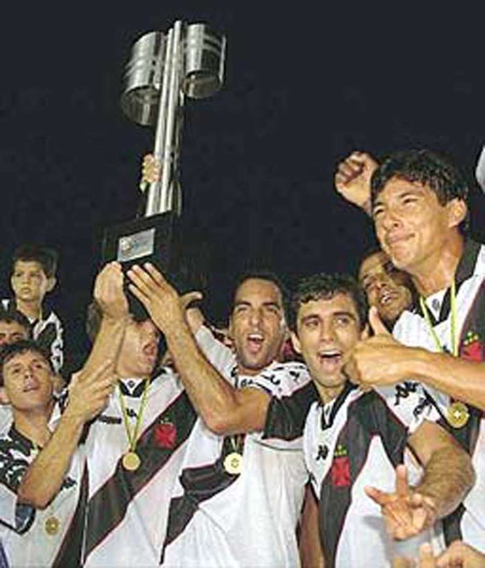 Lembre 20 momentos inesquecíveis do Vasco nos últimos 20 anos