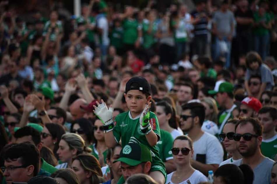 Com campanha solidária, programa de sócios da Chapecoense dispara