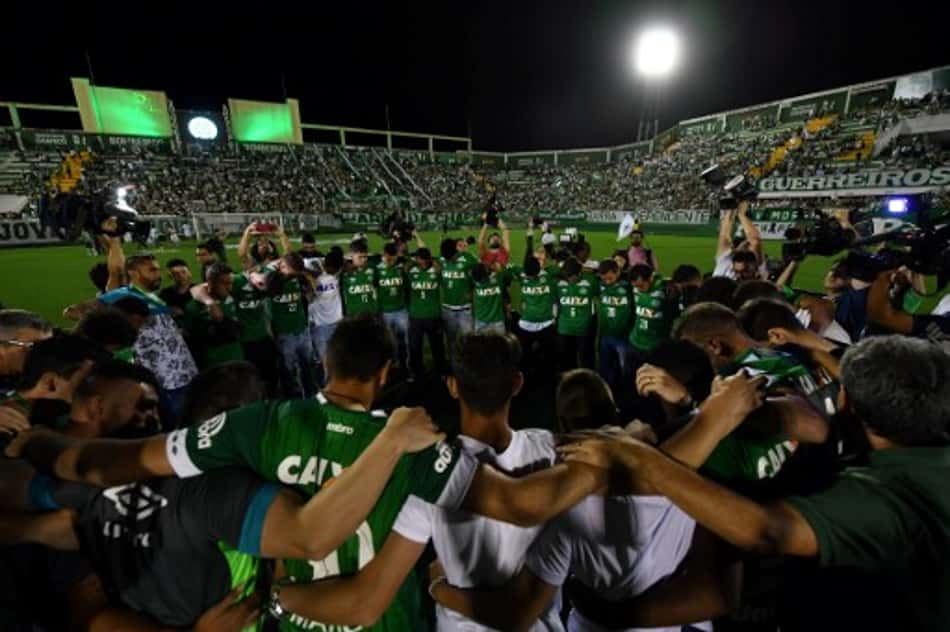 Relação entre a Chape e famílias das vítimas do acidente se estreita após alguns 'ruídos'