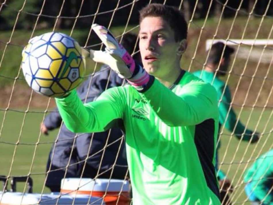 Follmann chega ao Brasil para seguir recuperação: 'Sensação de alívio'