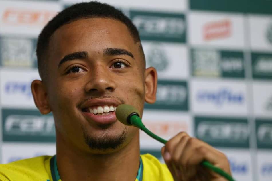GALERIA: Veja em imagens como foi a coletiva de despedida de Gabriel Jesus