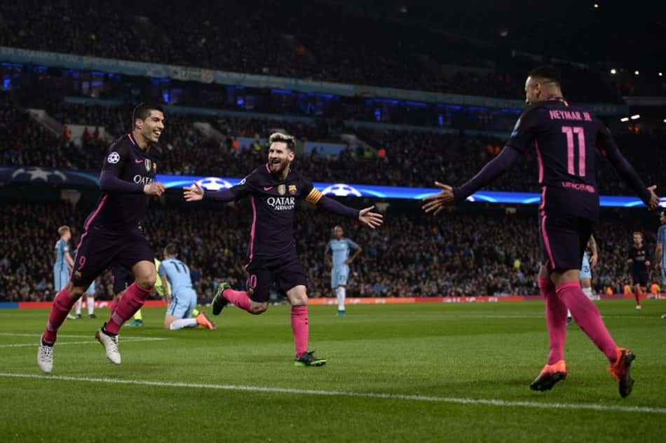 Barcelona: O trio MSN, Messi, Suárez e Neymar (Foto: OLI SCARFF / AFP).