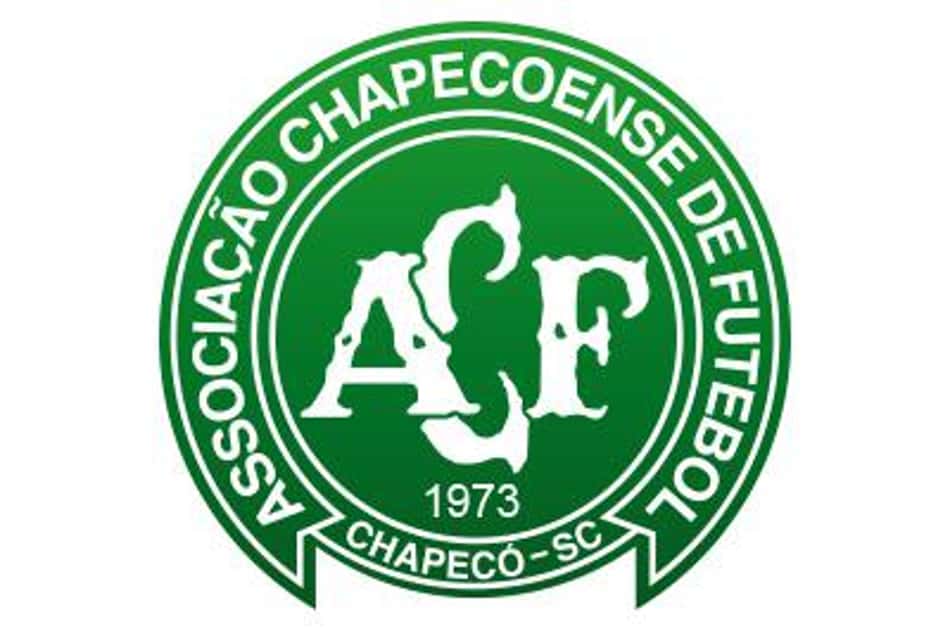 Fotos! Veja clubes que mudaram seus escudos nos últimos anos