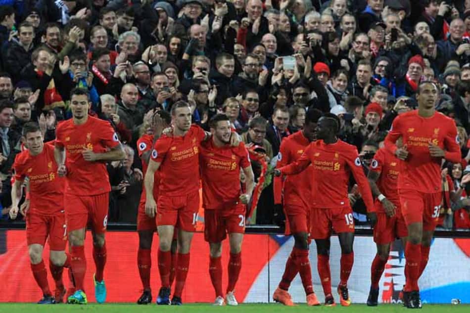 Confira os clubes com maiores lucros e dívidas no futebol europeu