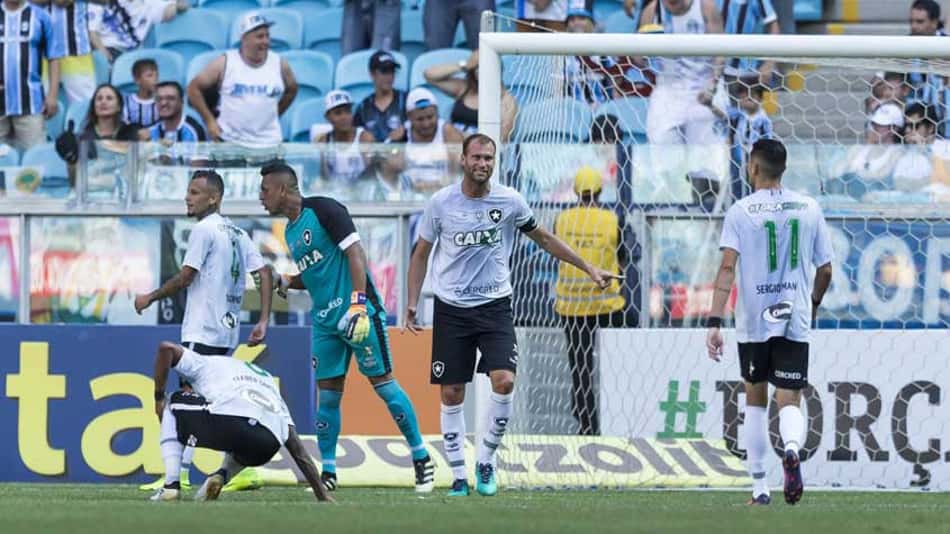 ATUAÇÕES: Sidão recebe a maior de Botafogo x Grêmio
