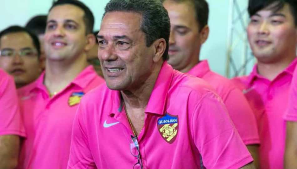 Clube baiano inicia negociações com Vanderlei Luxemburgo para 2017