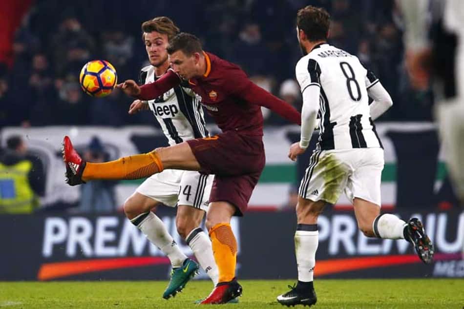 Roma vence de virada e adia hexacampeonato da Juventus
