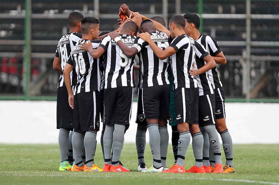 Após vitória sobre o Grêmio, sub-20 do Botafogo cola na liderança