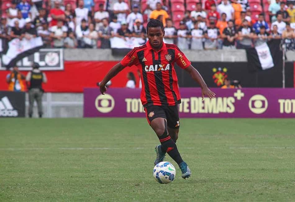 Rithely terá que passar por cirurgia e Inter irá esperar sua recuperação