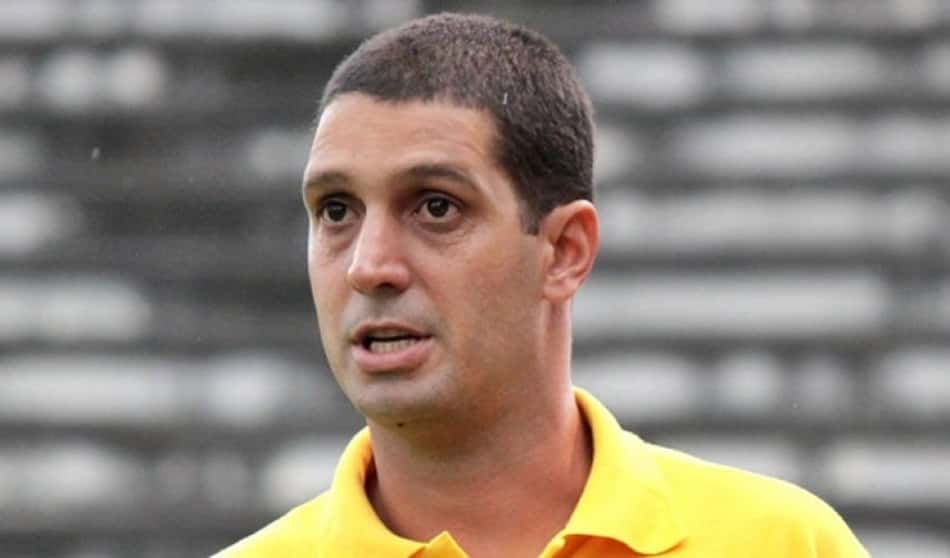 Com apenas dois pontos no Cariocão, Bangu demite Eduardo Allax