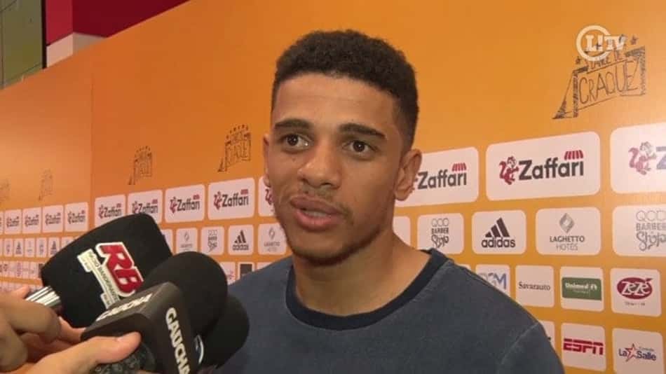 Taison admite desejo de voltar ao Inter, mas diz que acha difícil retorno