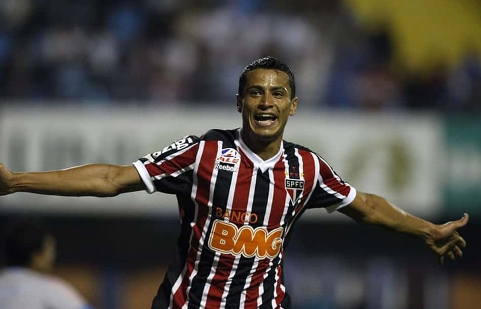 Cícero passou pelo Tricolor entre 2011 e 2012, com título da Copa Sul-Americana 