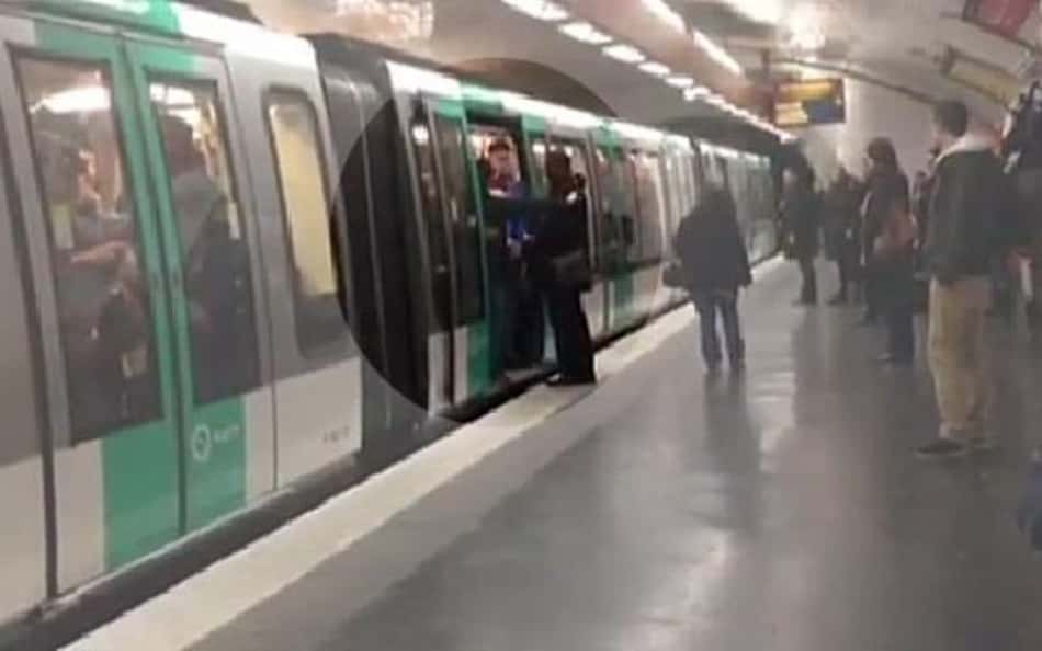 Após quase dois anos, torcedores do Chelsea são condenados por racismo