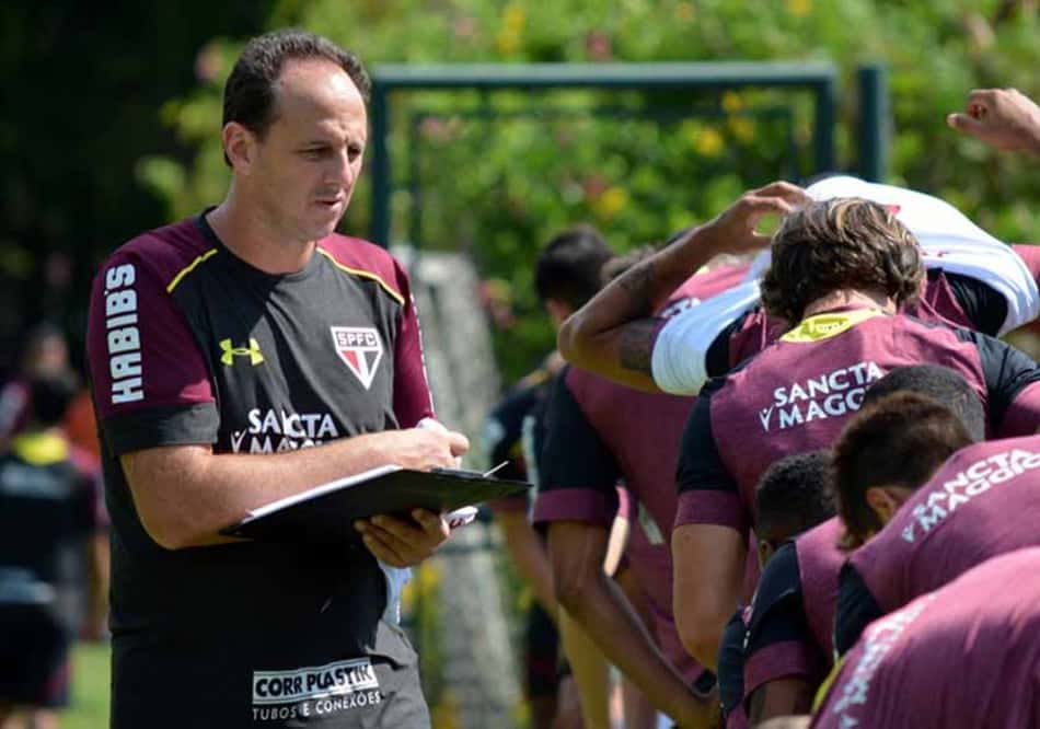 'Eu quero ver gol': Ceni prepara ataque do São Paulo em treino