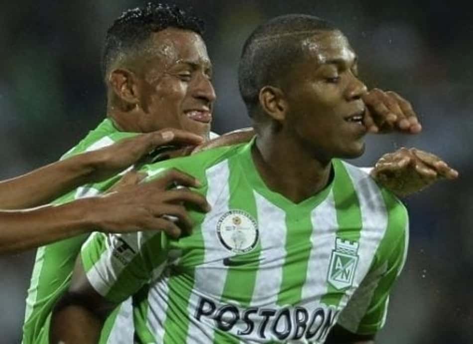 Cuéllar entrega desejo de Berrío: 'Diz que tem muita vontade de jogar no Flamengo'