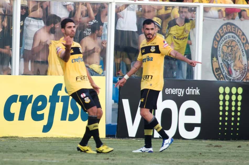 Ex-Palmeiras e Ceará, lateral elogia preparação do São Bernardo
