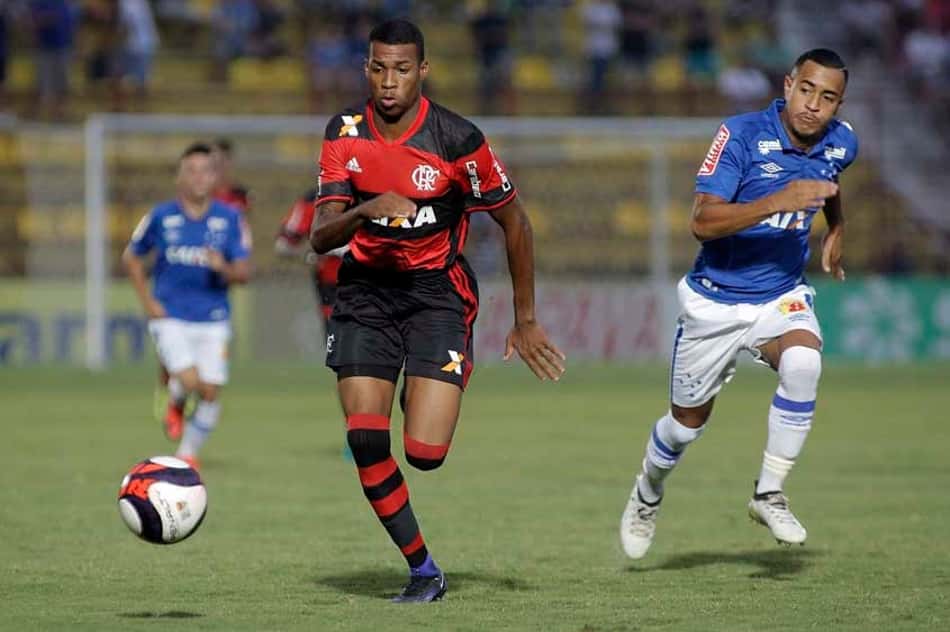 Flamengo x Cruzeiro (Foto:Daniel Vorley/AGIF)
