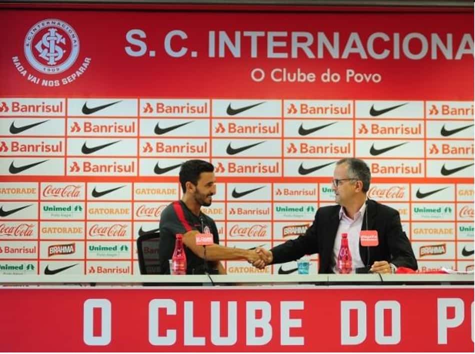 Vice revela que interesse do Inter mexeu com Uendel