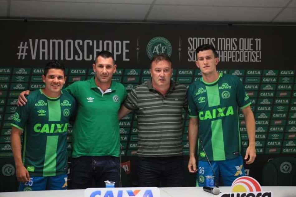 Diego Renan e Nathan chegam na Chape projetando 'nível elevado'