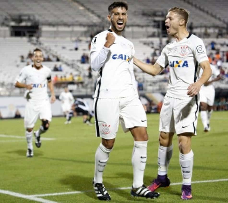 'Home sweet home!' Timão se solta mais cedo e goleia o Vasco na Florida