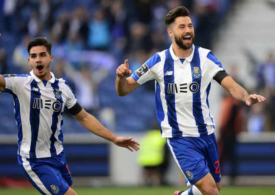 Com três assistências de Alex Telles e gol de Felipe, Porto vence o Rio Ave