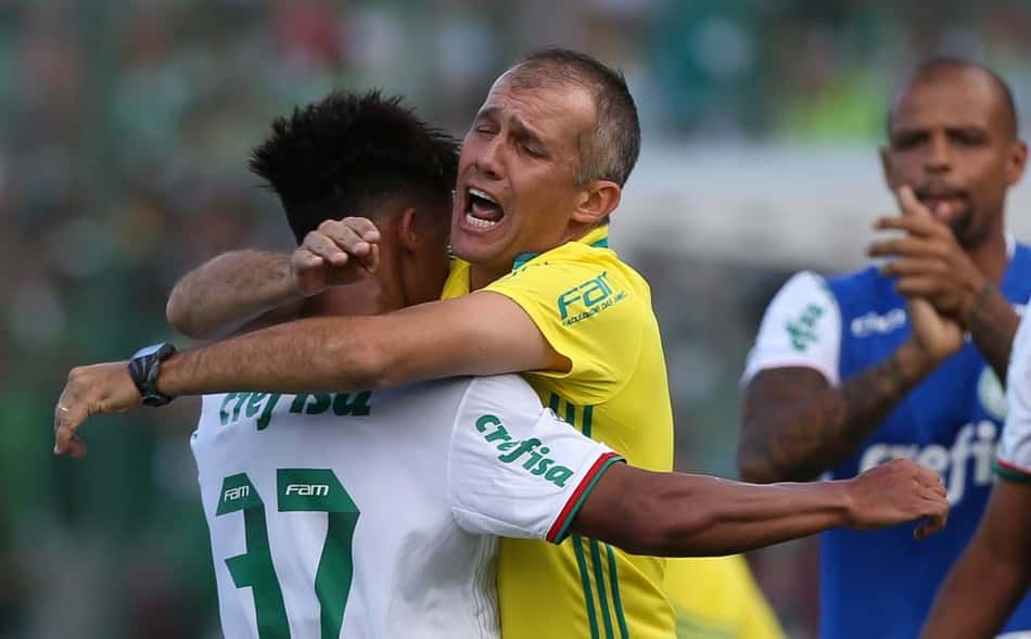 ATUAÇÕES: Palmeirense Vitinho é o melhor; veja como foi a 'nova Chape'
