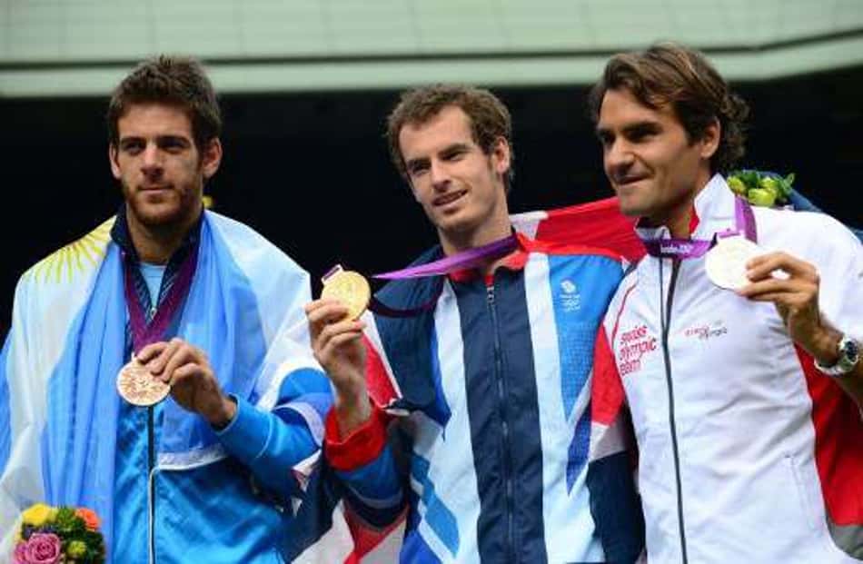 Roger Federer perdeu na final para Andy Murray e ficou com a medalha de prata na Olimpíada de Londres, em 2012