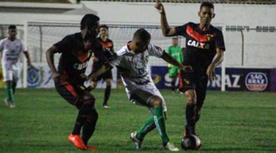 Com time reserva, Sport não sai do zero contra o Salgueiro