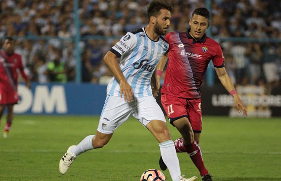 Foi épico. Mas o Tucumán flertou com a tragédia