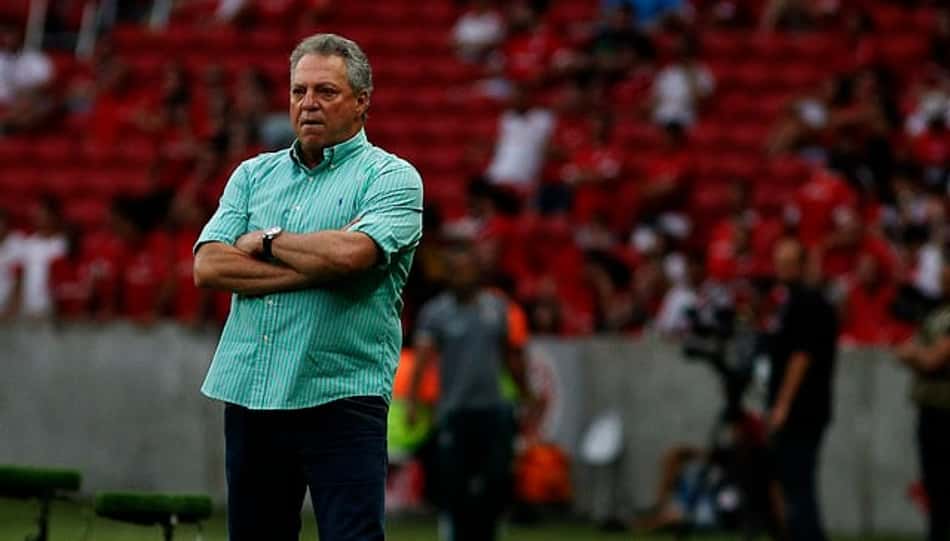 Abel detona Primeira Liga: 'Torneio que não conseguimos entender'
