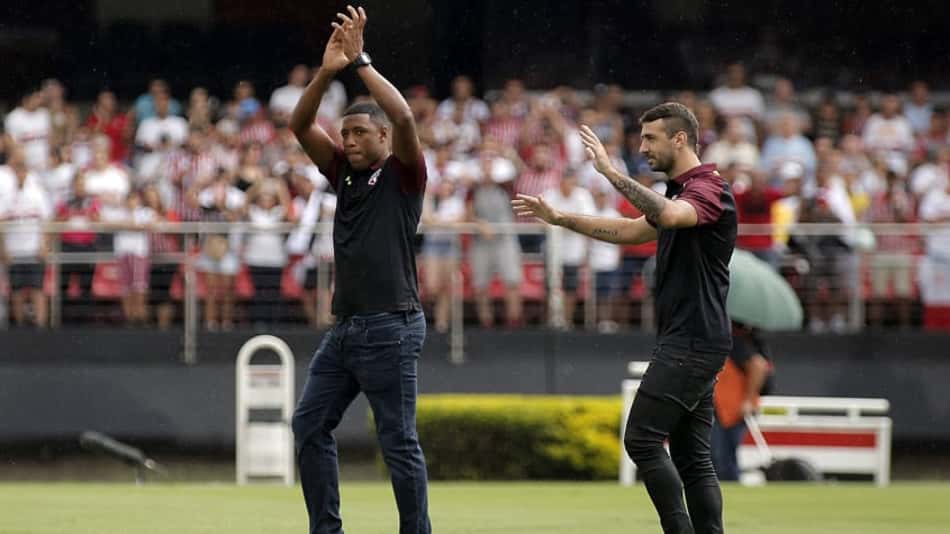 Com Jucilei e Pratto, time do São Paulo ganha mais 'cara' de Ceni