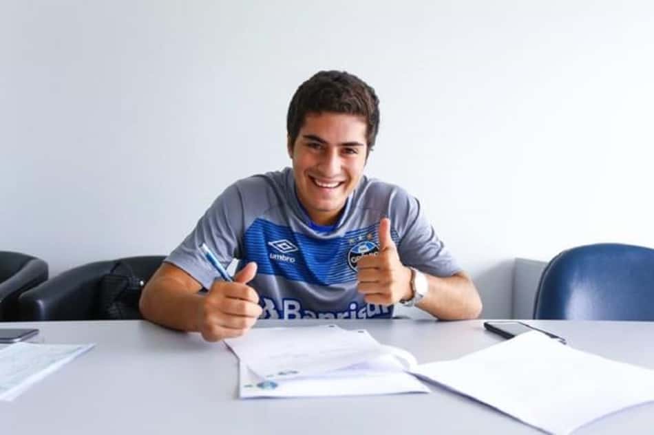 Grêmio assina com promessa uruguaia do Peñarol