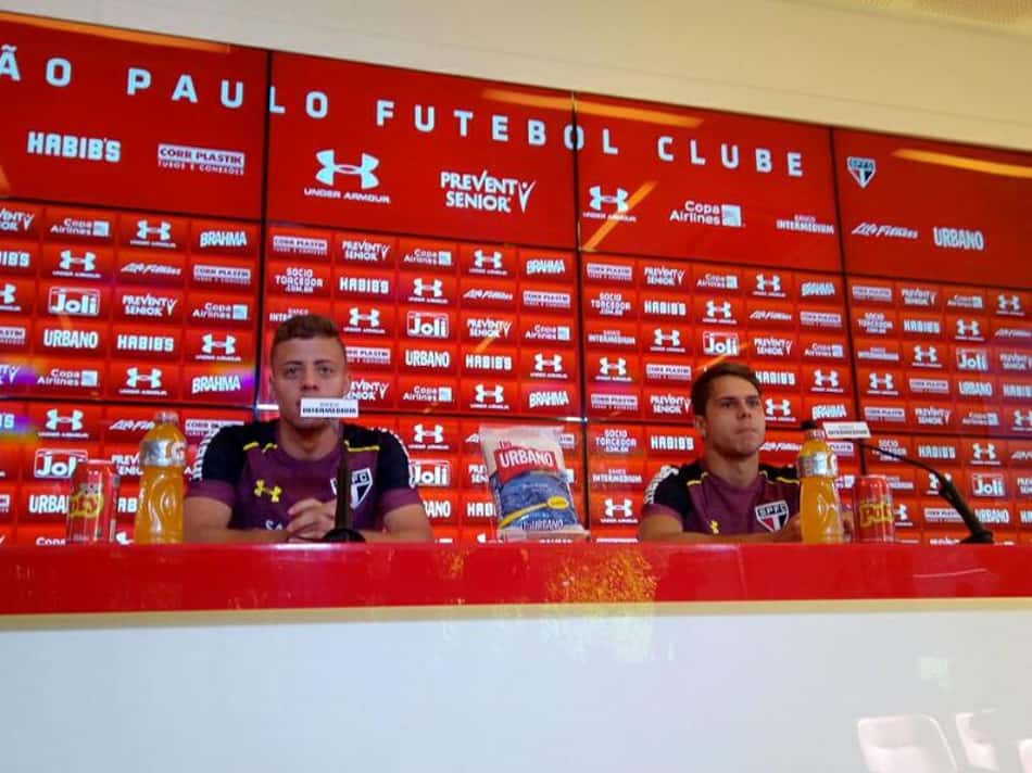 Abertura de Ceni deixa Araruna e Lucas Fernandes prontos para jogar