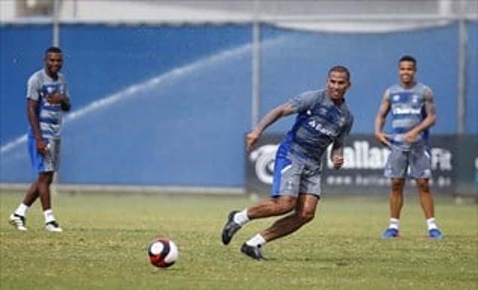 Mais um! Jael se machuca e será baixa por seis meses