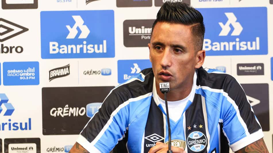 Contratações "ofensivas" estão nos planos do Colo-Colo para 2018