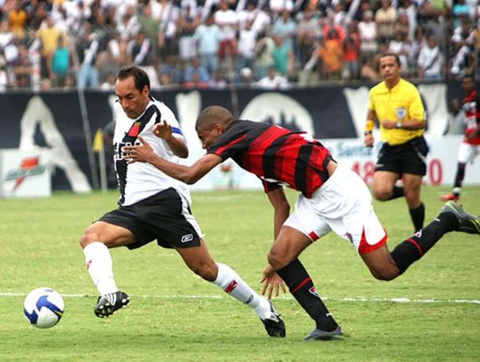Em 2008, o desastre começou com a goleada do Vitória por 5 a 0