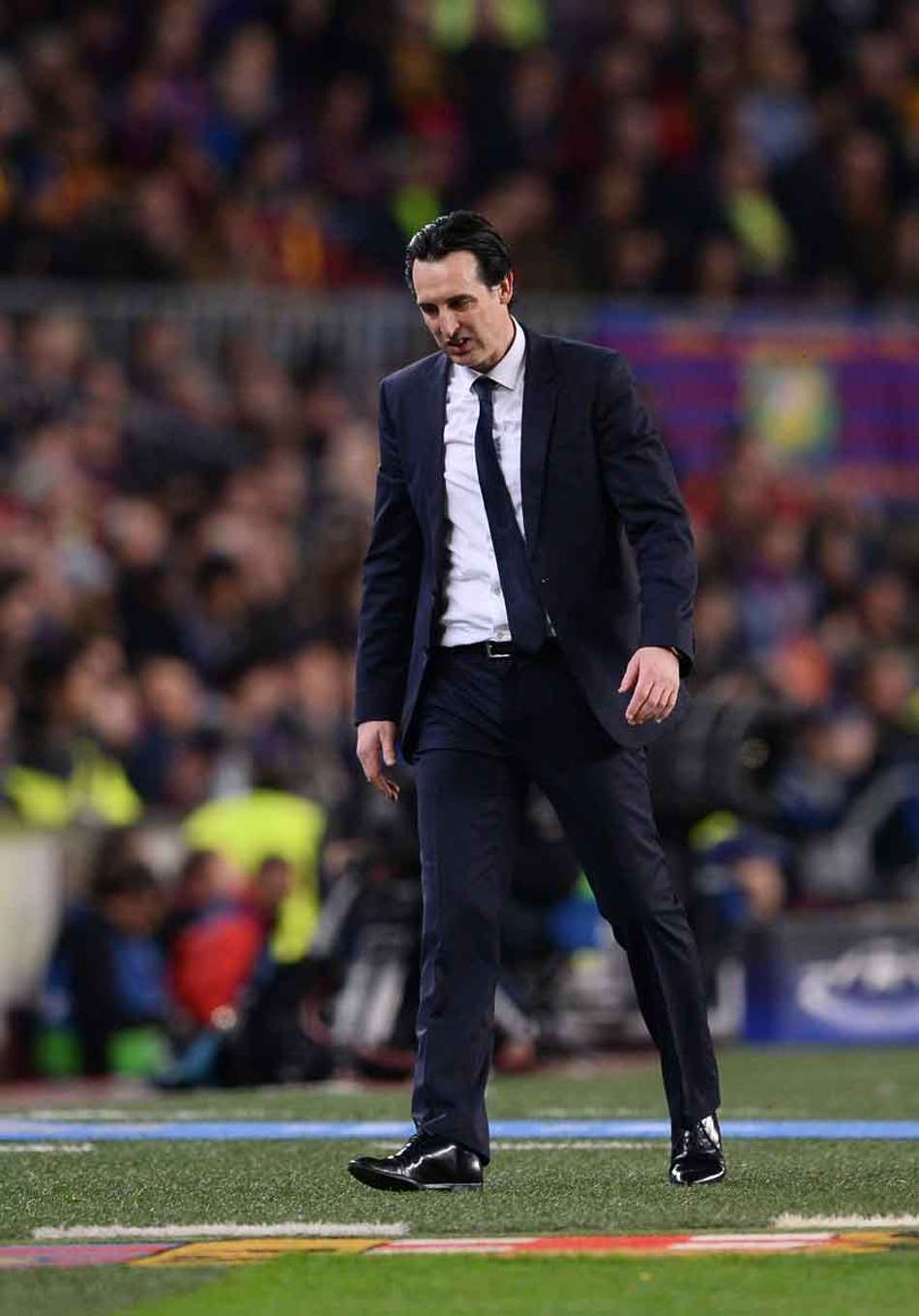 Emery diz que 'PSG precisa demais respeito' e ganha respaldo no clube