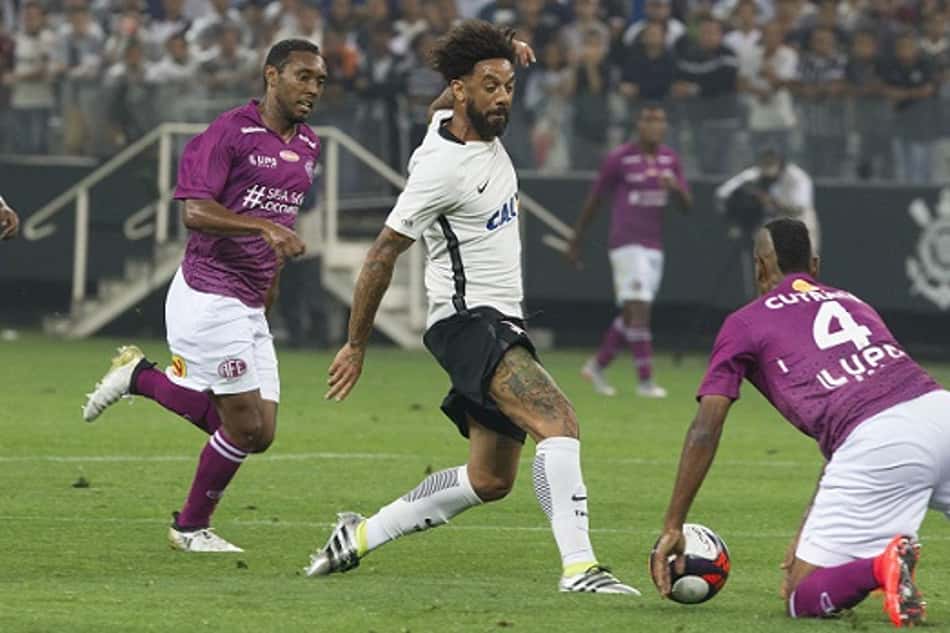 Grêmio confirma a chegada do volante Cristian