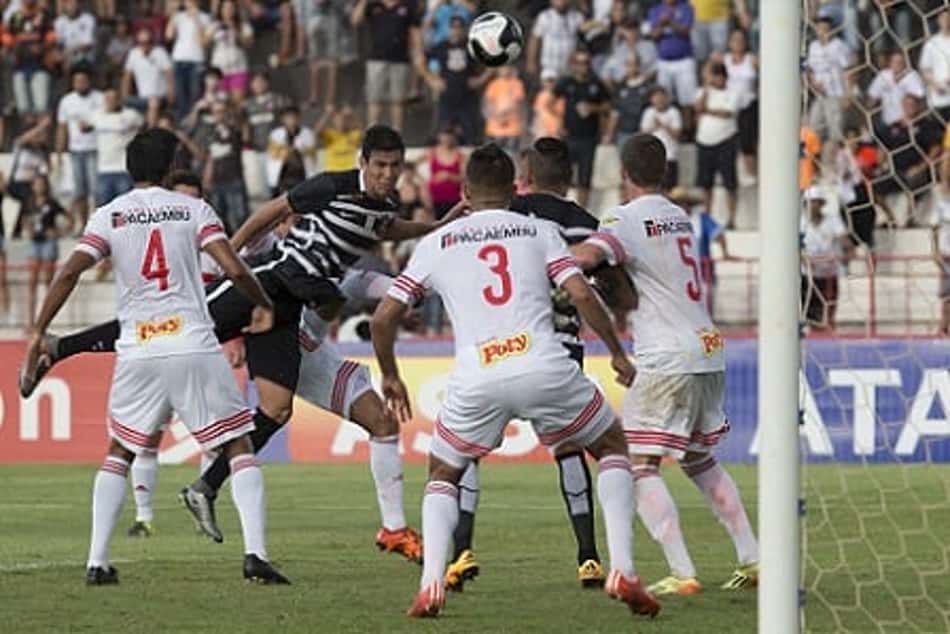 Último duelo: Botafogo-SP 0 x 3 Corinthians - 13/3/17