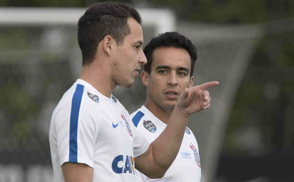Imagens do treino desta terça-feira, no CT