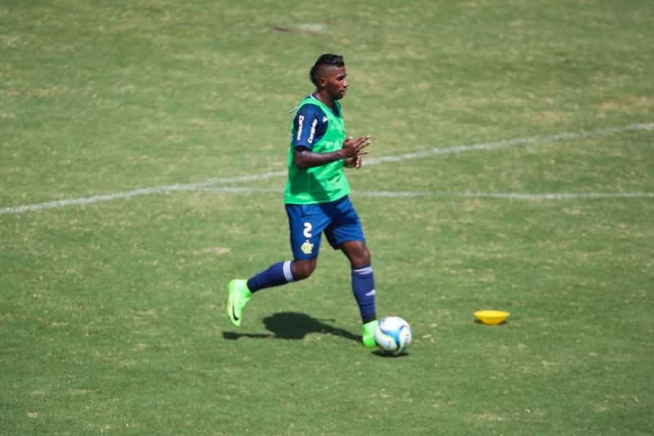 Rodinei em treino do Flamengo