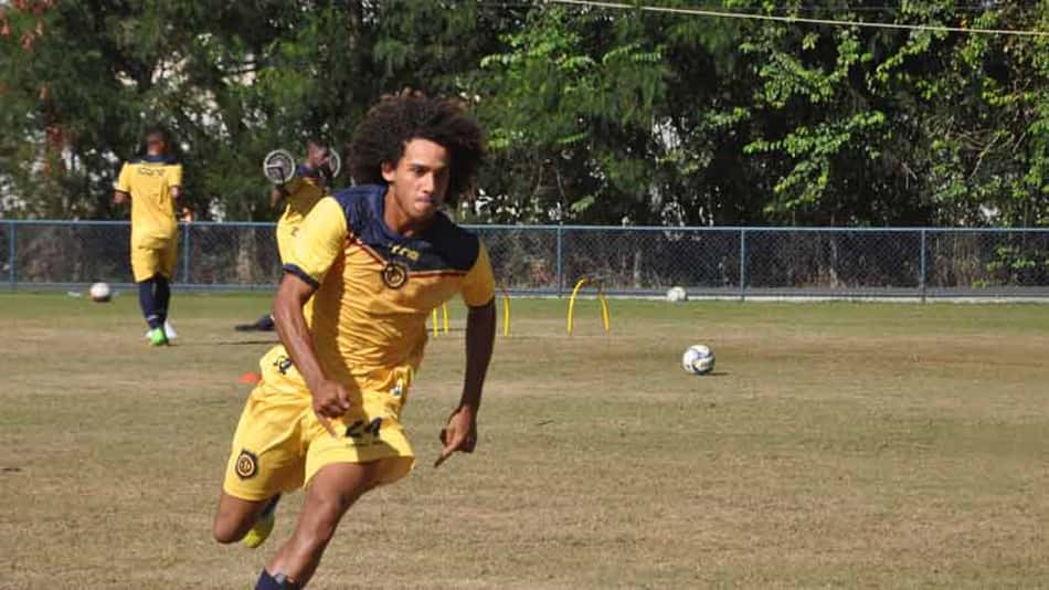 Destaque do Madureira no Carioca é oferecido ao Vasco
