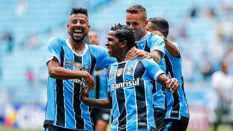 Grêmio passa fácil pelo Veranópolis e garante vaga na semifinal do Gaúcho