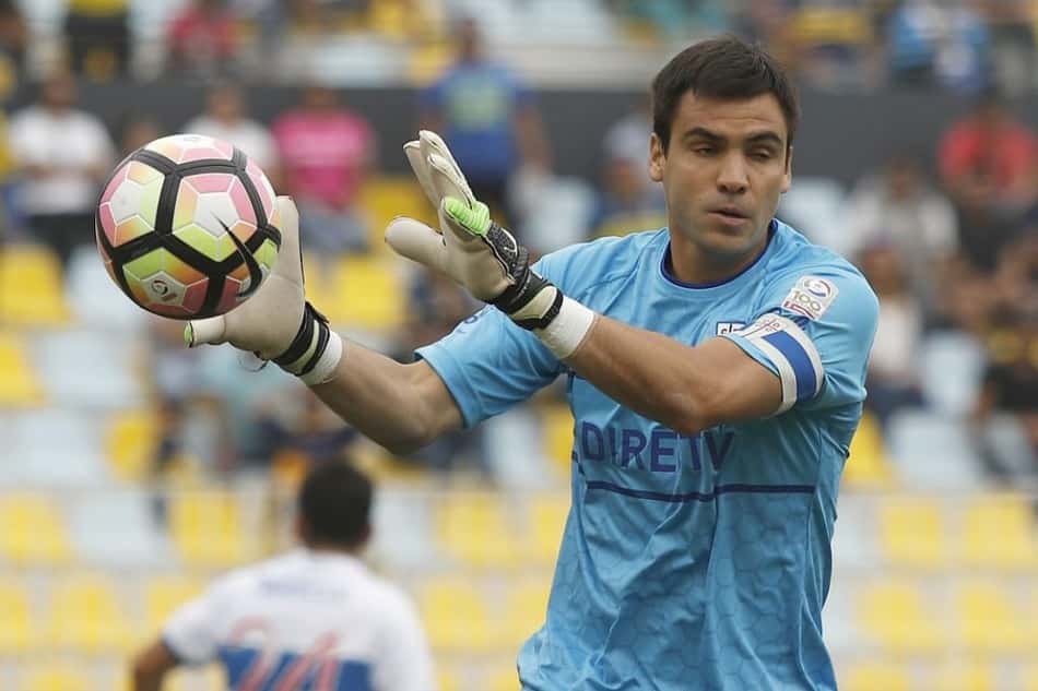 Everton trabalha para renovar o contrato de Cristopher Toselli