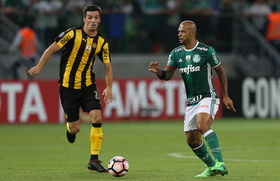 Felipe Melo acusa rival de racismo, mas ameniza: 'Perdoar é bíblico'