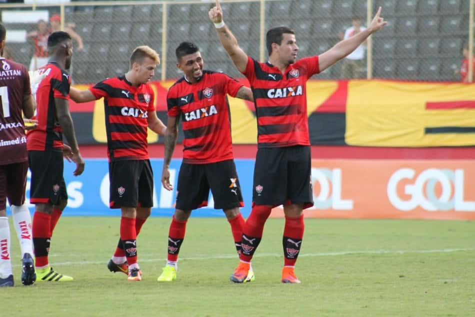 Ex-Vitória e Grêmio, André Lima zoa Internacional por eliminação na Copa do Brasil; veja o vídeo