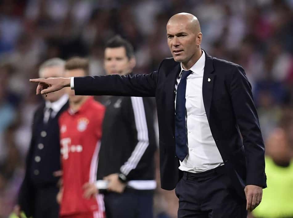Zidane elogia atuação: 'Sofremos até o fim, mas conseguimos a vitória'