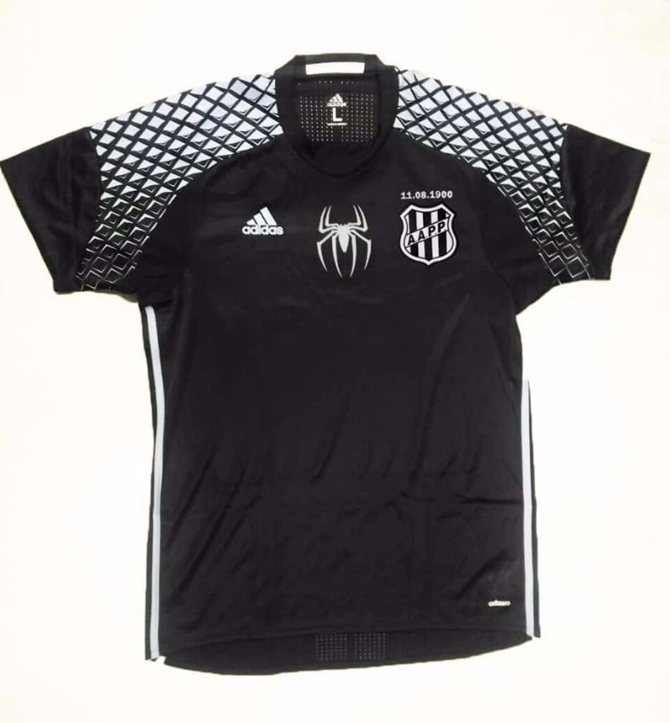 Spider-Man do gol: Aranha ganha camisa especial. Peça será usada contra o Palmeiras