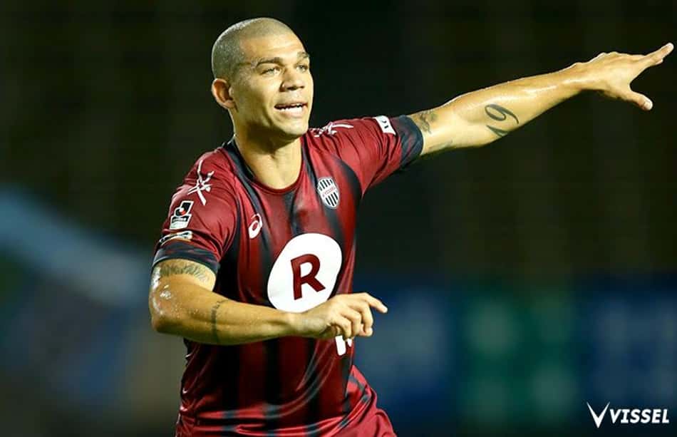 Nilton defende atualmente o Vissel Kobe (JAP) 