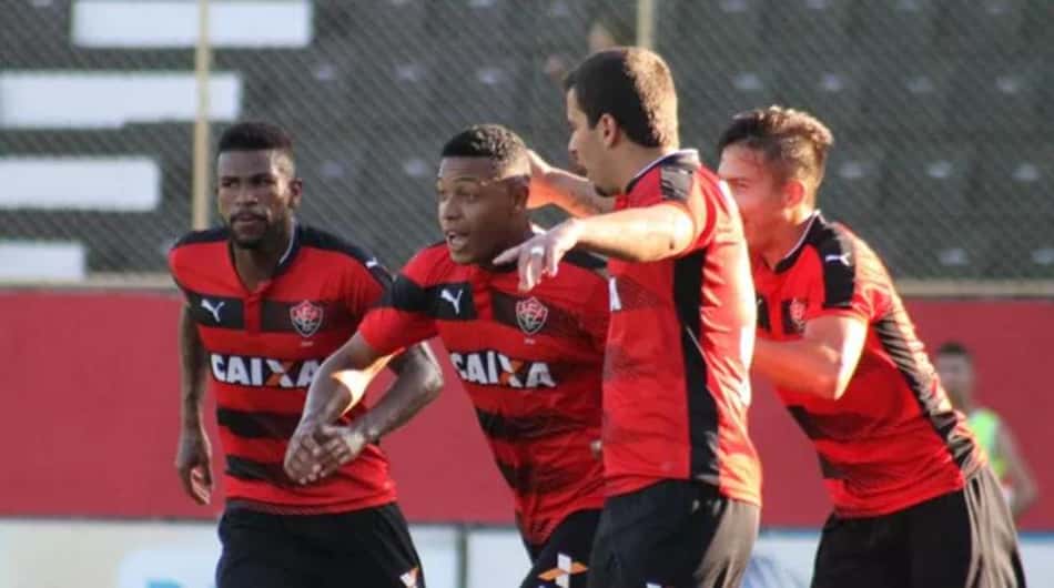 Vitória goleia Conquista por 5 a 0 e encara o Bahia na final do Estadual
